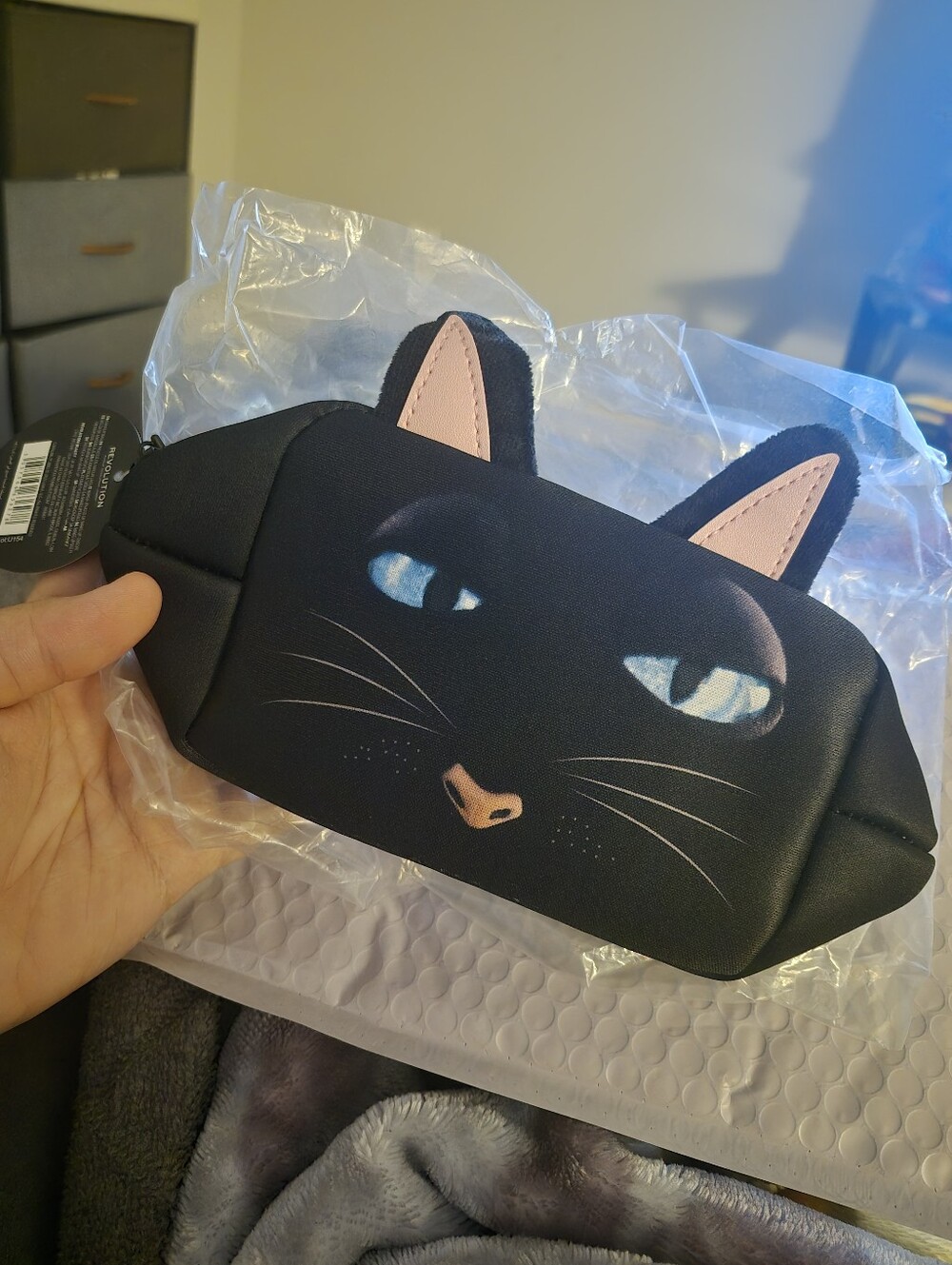 Coraline cat pouch revolution